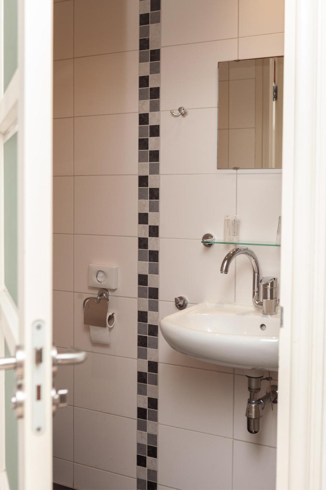 Kings Inn City Hotel ألكمار المظهر الخارجي الصورة